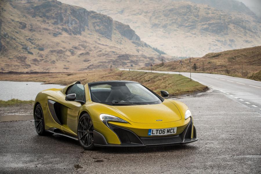  McLaren 675LT Spider 2016 года  (фото 20 из 28)
